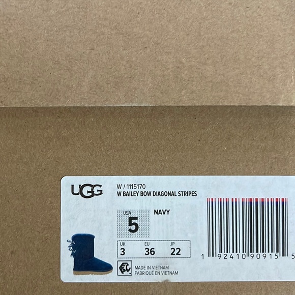 🌿UGG- W BAILEY BOW DIAGONAL STRIPES BOOTS🌿 - Picture 14 of 14